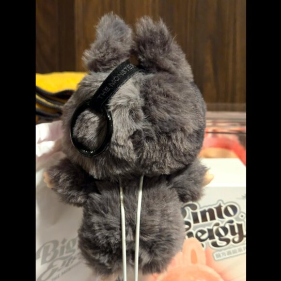 Big into energy secret labubu - Picture 5 of 11